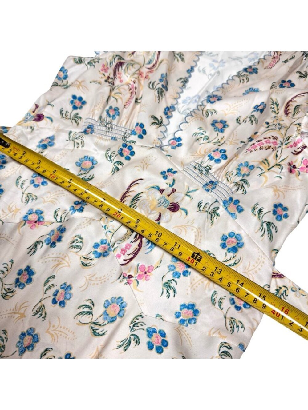 DOEN Dianne Silk Floral Babydoll Dress Sz M Cream Flirty Coquette Mini - Picture 15 of 16